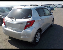 Toyota Vitz 2015