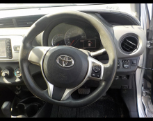 Toyota Vitz 2015