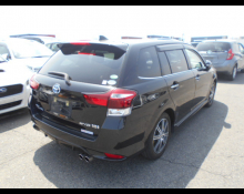 Toyota Corolla Fielder 2015