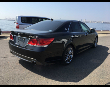 Toyota Crown Athlete Series 2013