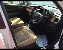 Toyota Corolla Axio 2014
