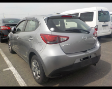 Mazda Demio 2016