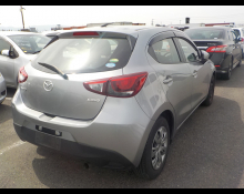 Mazda Demio 2016