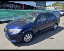 Toyota Corolla Axio 2013