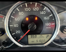 Toyota Corolla Axio 2013