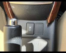 Toyota Corolla Axio 2013