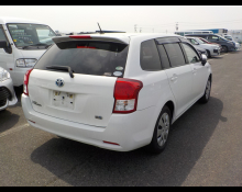 Toyota Corolla Fielder 2015