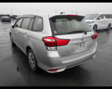 Toyota Corolla Fielder 2016