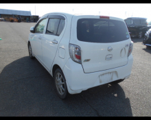 Daihatsu Mira 2015