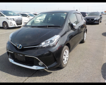 Toyota Vitz 2015