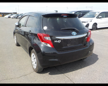 Toyota Vitz 2015