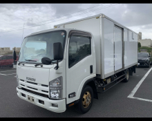 Isuzu Elf Truck 2014