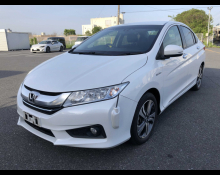 Honda Grace Hybrid 2015