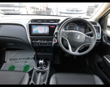 Honda Grace Hybrid 2015