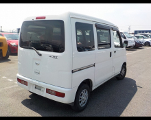 Daihatsu Hijet Cargo 2015