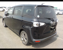 Toyota Sienta 2017