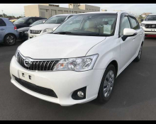 Toyota Corolla Axio 2013