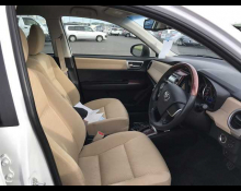 Toyota Corolla Axio 2013