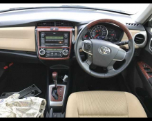 Toyota Corolla Axio 2013