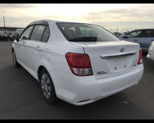 Toyota Corolla Axio 2013