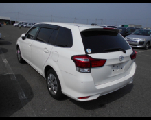 Toyota Corolla Fielder 2015