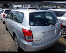 Toyota Corolla Fielder 2010