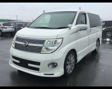 Nissan Elgrand 2008