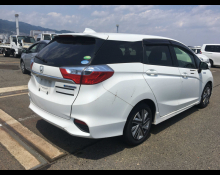 Honda FIT SHUTTLE 2016