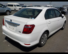 Toyota Corolla Axio 2015