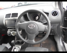 Toyota IST 2012