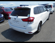 Toyota Corolla Fielder 2015