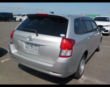 Toyota Corolla Fielder 2015