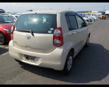 Toyota Passo 2012