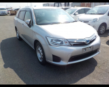 Toyota Corolla Fielder 2015