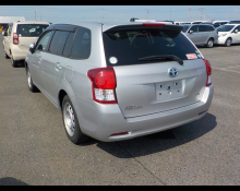 Toyota Corolla Fielder 2015