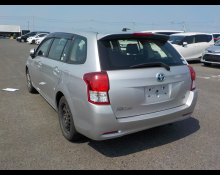 Toyota Corolla Fielder 2015