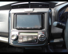 Toyota Corolla Axio 2015