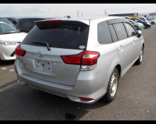 Toyota Corolla Fielder 2016