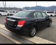 Toyota Corolla Axio 2014