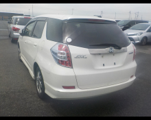 Honda FIT SHUTTLE 2015