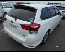 Toyota Corolla Fielder 2015