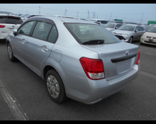 Toyota Corolla Axio 2015