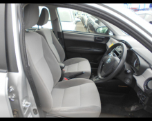 Toyota Corolla Axio 2015