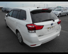 Toyota Corolla Fielder 2015