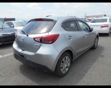 Mazda Demio 2015