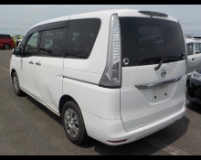 Nissan Serena 2015