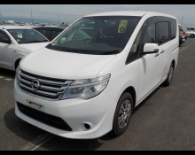 Nissan Serena 2015