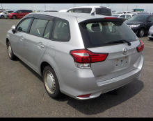 Toyota Corolla Fielder 2015