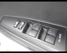 Toyota Corolla Axio 2015