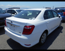 Toyota Corolla Axio 2015